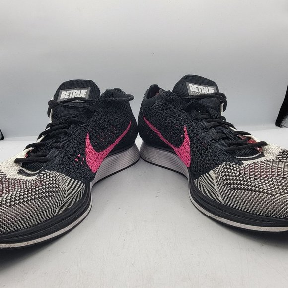 Nike Flyknit Racer Be True Rainbow Mens Size 9.5 Grey White Shoes 902366-100